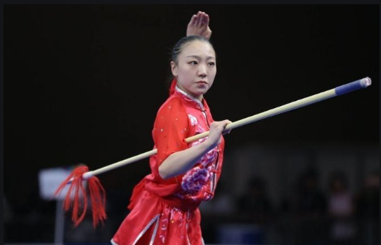 ������ս���ߡ� ������̳�����ж�����������ھ����ν�һ��ѧ����