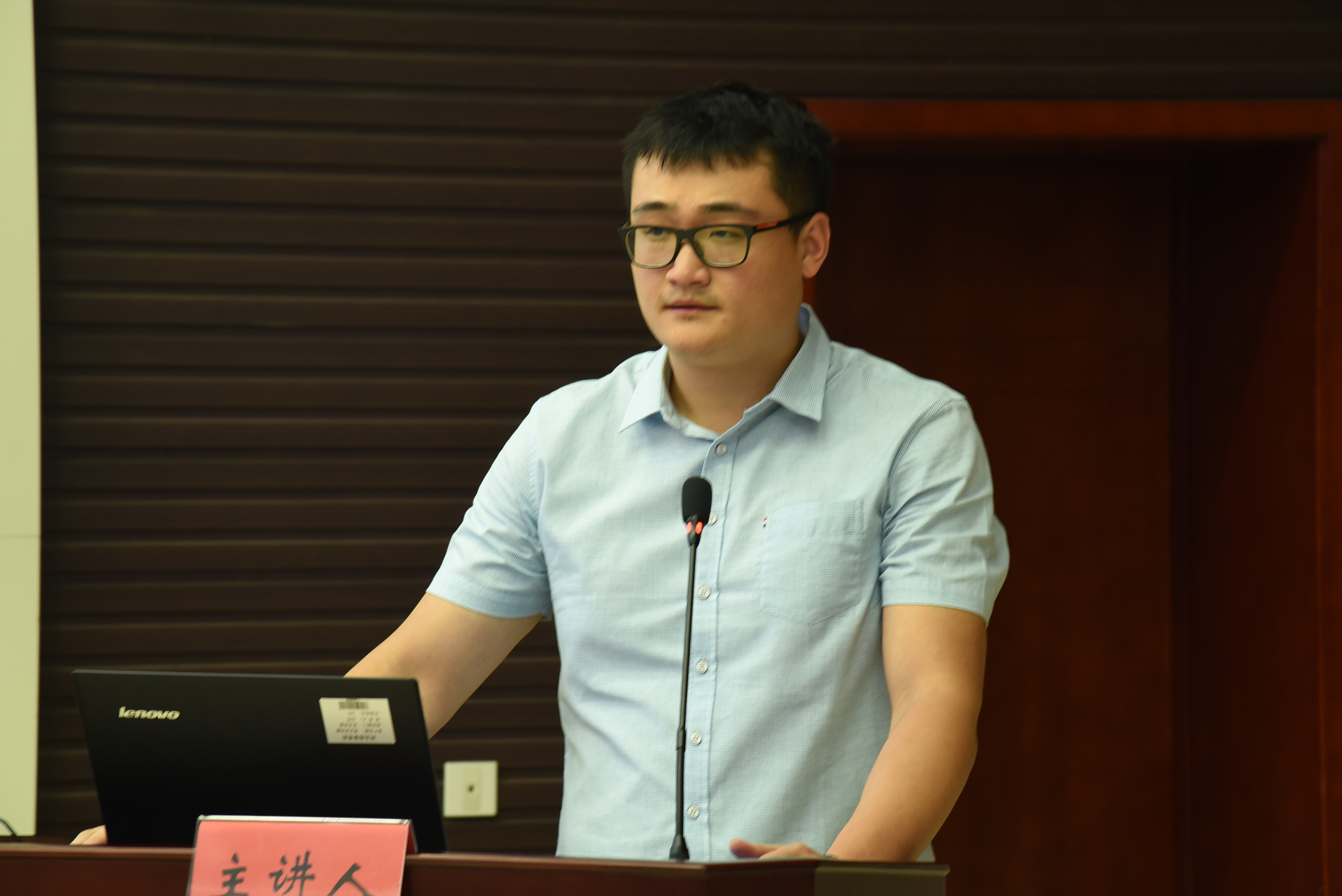 ��ѧ��ı������˫�ܴ��á�����  ���崦Ĳ����