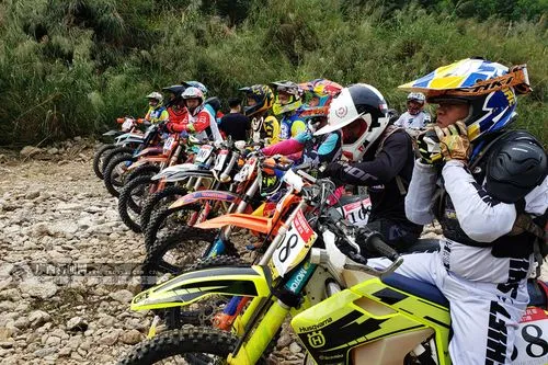 �����˶���ҵ���չ �ڴ���Ȼ���ܶ������