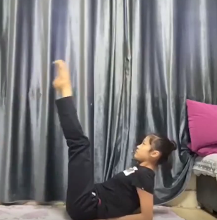 ������ս���ߡ� �ӱ����ж���������һ����˦�⡱���Ӽҽ���������1