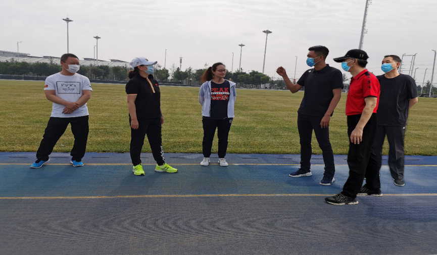 ���ٳ��ĵ����õ��ӭ���С� ��������Ů��һ�ӿ�չר�����ܲ���