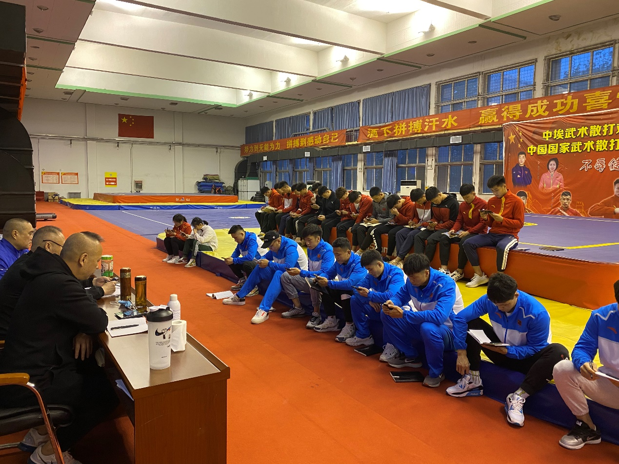 ������̳
���˷ܼ�������ѵϵ�н����ڶ��ڿ���