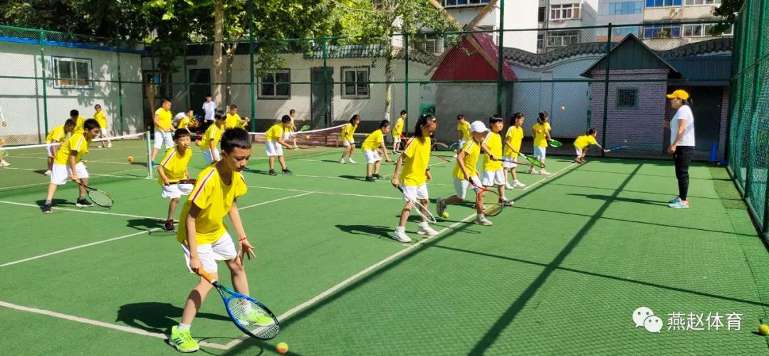 ������ʵ��Сѧ��������ɫƷ�ƽ�������ǿУ