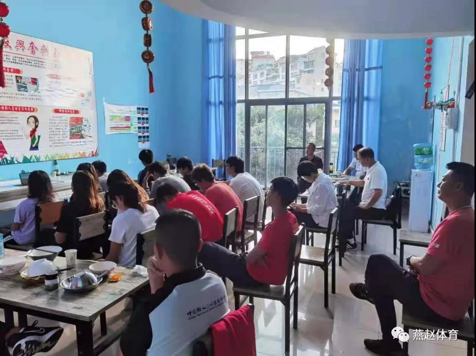 ���г������ٿ���ʮ�Ľ�ȫ�˻�������˷ܼ�������