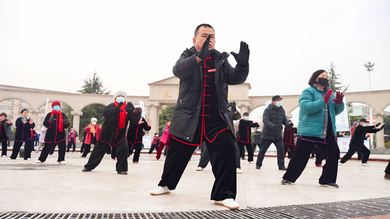 �ִ���ѩ�ڹ��� �����޴�����̫����������ѩ����Ѳ���߽�����