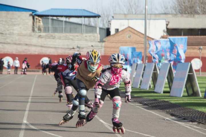 ��ǧ���˶������μӣ��ȷ��е��Ľ��ѩ�˶���3���������