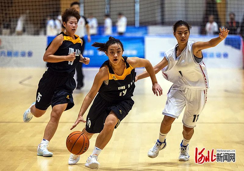 Ů�����򣨸����飩������Ļ ���Ǿ���������...