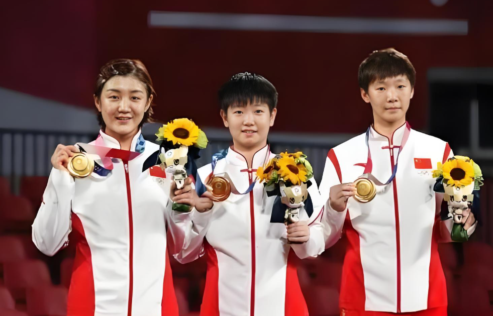 ��ӱɯ����Сħ�������������