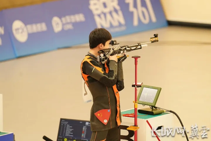 ���տ��㣡��������ս16��30���10������ǹ����������