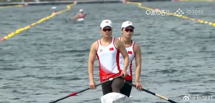 ����ʮ����ʫ���������� Ƥ��ͧ��ˮ��ĿŮ��˫�˻�ͧ500��